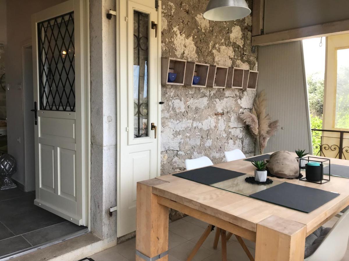 Stone House Chiara Seaview Apartment ฟุนตานา ภายนอก รูปภาพ
