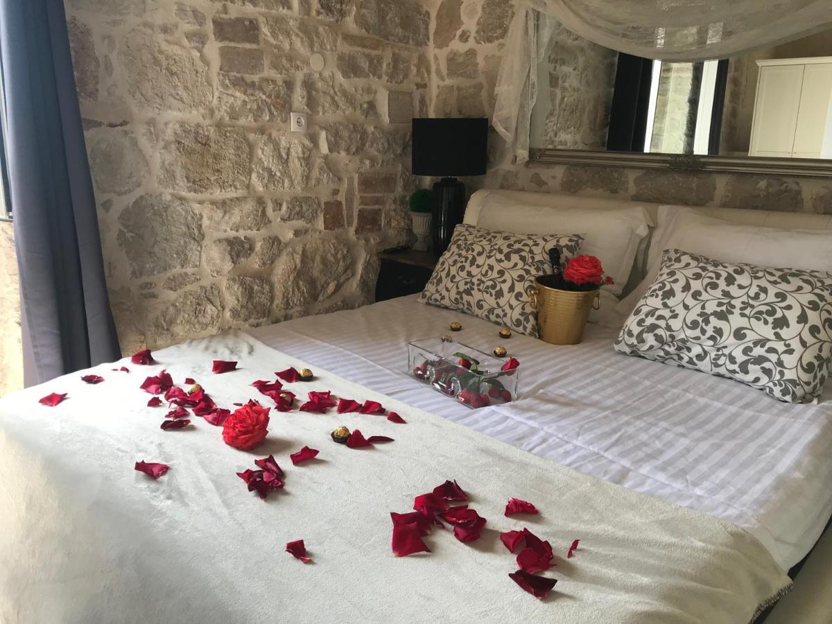 Stone House Chiara Seaview Apartment ฟุนตานา ภายนอก รูปภาพ